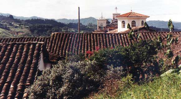 Antioquian architecture (Photo) (39k)