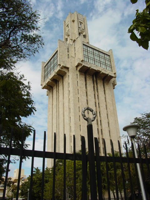 Cuba - Cityscapes (1) - Havana