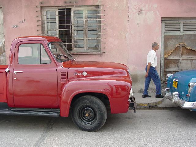 Cuba - Cityscapes (2) - Holgun & Gibara