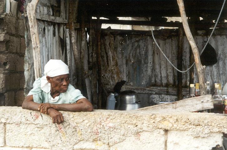 Old Woman, Carrefour